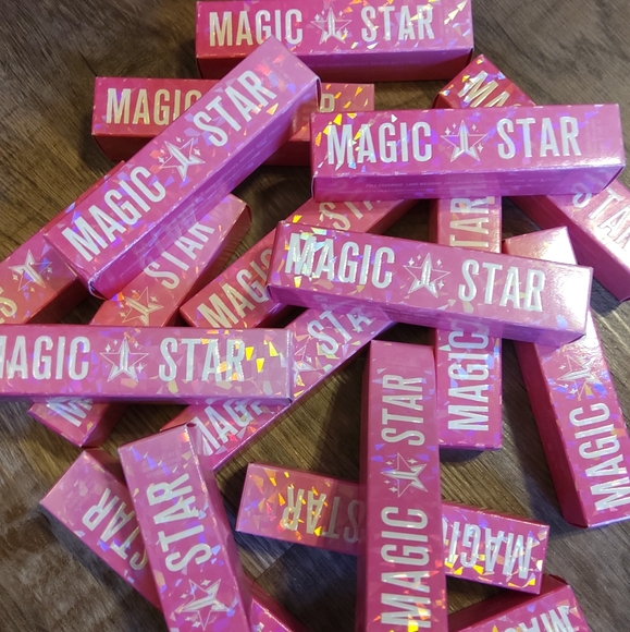 JEFFREE STAR MAGIC STAR Concealer Wand NIB - Picture 4 of 16
